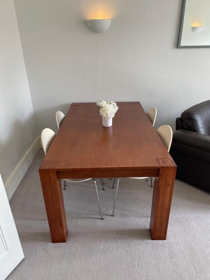 Spacious 2 Bedroom Apartment With Garden Cambridge  Exteriör bild